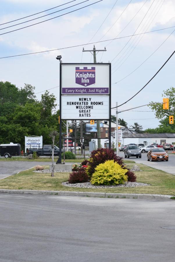 Knights Inn Arnprior Luaran gambar