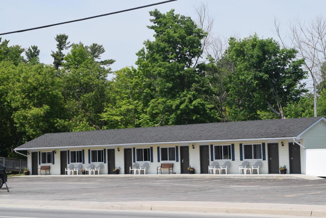 Knights Inn Arnprior Luaran gambar