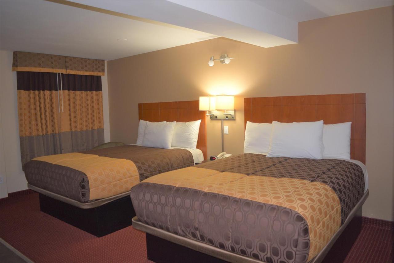 Knights Inn Arnprior Luaran gambar