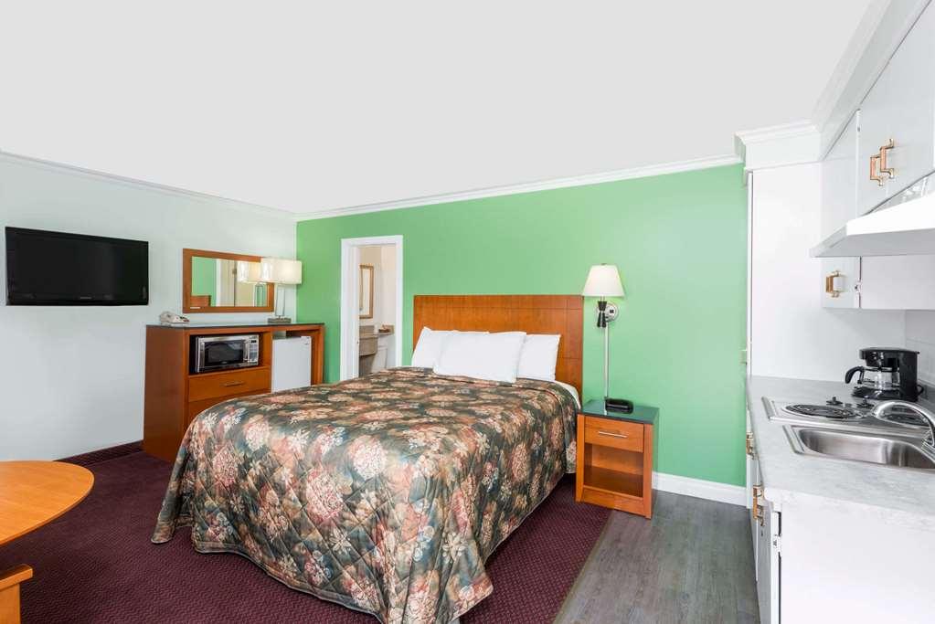 Knights Inn Arnprior Bilik gambar